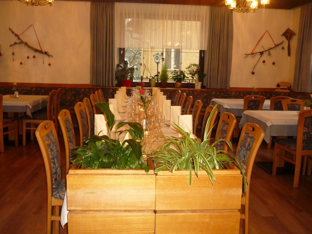 Gasthof-Fleischerei Engl Kotschach-Mauthen Exteriör bild